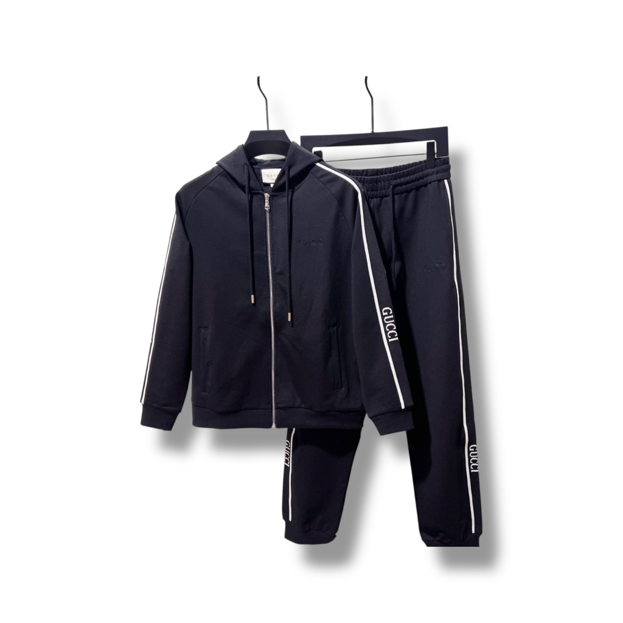Ensemble Gucci