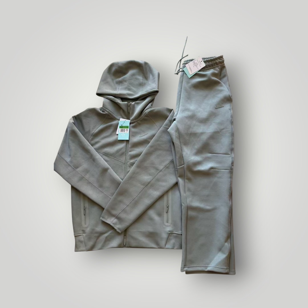 Ensemble NK Tech